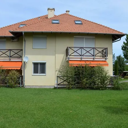 Vadszilva Apartment